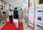 आमदार दिपक केसरकर यांनी केली आणीबाणीतील घडामोडींच्या प्रदर्शनाची पाहणी