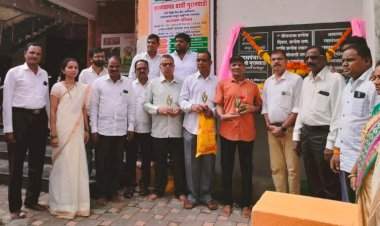 वरची गुरामवाडी ग्रामपंचायती तर्फे स्वातंत्र्य सैनिक व माजी सैनिकांचा सत्कार.