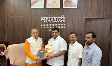 खादी ग्रामोद्योग कर्ज प्रकरणांची प्रलंबित सबसिडीची रक्कम लवकरात लवकर द्या : आ. वैभव नाईक.  खादी ग्रामोद्योग मंडळाचे सभापती रविंद्र साठे यांचे प्रशासनाला कार्यवाही करण्याचे आदेश.