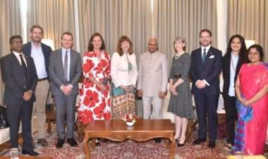 ऑस्ट्रेलियन विद्यापीठे लवकरच भारतात कॅम्पस सुरु करणार : मार्गारेट गार्डनर.  ऑस्ट्रेलियातील व्हिक्टोरिया राज्याच्या गव्हर्नर प्रो. मार्गारेट गार्डनर यांनी शिष्टमंडळासह राज्यपाल रमेश बैस यांची घेतली भेट.