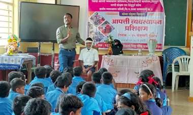 कणकवली येथे आपत्ती व्यवस्थापन प्रशिक्षण संपन्न.  विद्यार्थ्यांनी घेतले आपत्तीकाळात बचावाचे धडे.