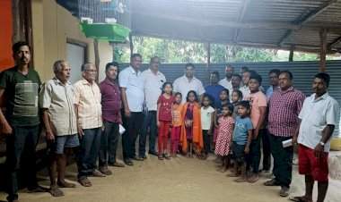 अर्पिता महादेव वेतुरेकर यांचा आमदार वैभव नाईक यांनी केला सत्कार.