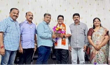 उद्योजक व झाटये काजुचे मालक सुधिर झाटये यांचा भाजपा मध्ये प्रवेश.