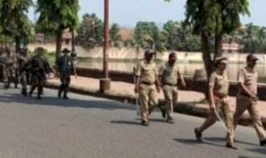 सावंतवाडी येथे लोकसभा निवडणुकीच्या पार्श्वभूमीवर रायफल सुरक्षा दलाचे संचलन.