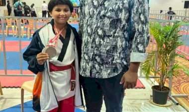 राज्यस्तरीय ओपन तायक्वांदो चॅम्पियनशिप स्पर्धेत रत्नागिरीच्या स्वरा साखळकरला दोन पदके.