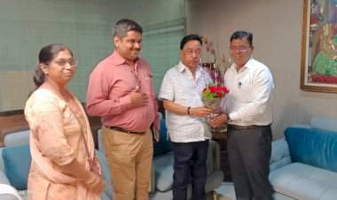 नवनिर्वाचित खासदार नारायण राणे यांचे कार्यकारी अभियंता अजयकुमार सर्वगोड यांनी केले अभिनंदन.