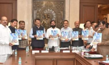 ‘निर्धार ग्रामीण विकासाचा’ माहिती पुस्तिकेचे मुख्यमंत्री एकनाथ शिंदे यांच्या हस्ते प्रकाशन.