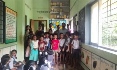 उपमुख्यमंत्री अजित पवार यांच्या वाढदिवसानिमित्त वेंगुर्ला राष्ट्रवादी काँग्रेस तर्फे शाळेतील विद्यार्थ्यांना खाऊ वाटप.