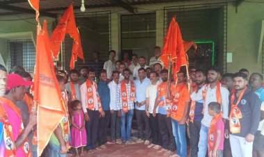 गावराई येथे आमदार वैभव नाईक यांच्या उपस्थितीत शेकडो भाजप कार्यकर्त्यांचा शिवसेनेत प्रवेश.