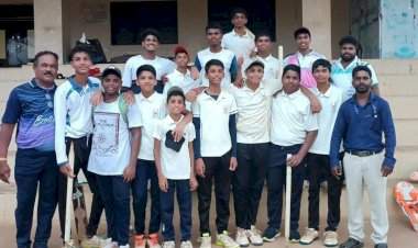 तालुकास्तरीय क्रिकेट स्पर्धेत सिंधुदूर्ग विद्यानिकेतन इंग्लिश मिडीयम स्कूलचे यश.
