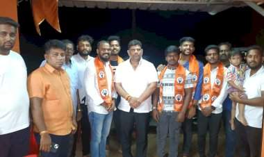 मालवण शहरातील युवकांचा आ. वैभव नाईक यांच्या उपस्थितीत शिवसेनेत प्रवेश