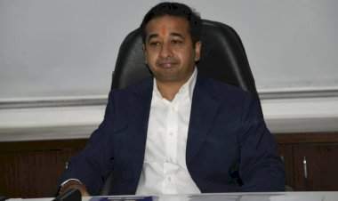 नितेश राणे यांनी आज मत्स्य आणि बंदर विकासमंत्री खात्याचा पदभार स्वीकारला.