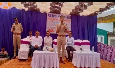 पोलीस आणि नागरिकांमध्ये विश्वासाचे वातावरण निर्माण व्हावे : पोलीस अधीक्षक ऋषिकेश रावले  सावंतवाडी मध्ये रेझिंग डे कार्यक्रम संपन्न