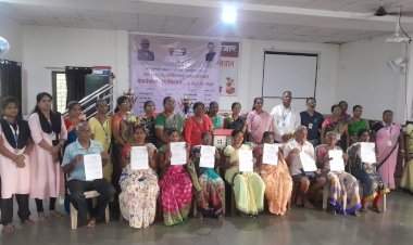 परुळे येथे प्रधानमंत्री आवास योजना मंजुरी पत्र व प्रथम हप्ता वितरण कार्यक्रम संपन्न