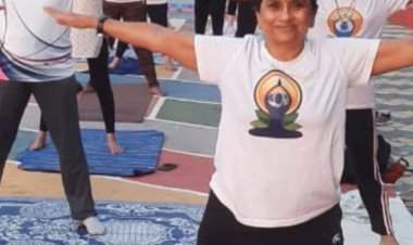 डॉ. वसुधाज योगा ॲकॅडमी आणि लिनेस क्लब यांच्या संयुक्त विद्यमाने आंतरराष्ट्रीय महिला दिन साजरा