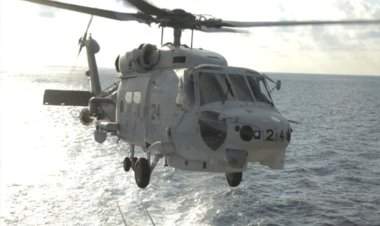 जपानमध्ये रुग्णांना घेऊन जाणारे हेलिकॉप्टर समुद्रात कोसळले......३ जणांचा मृत्यू