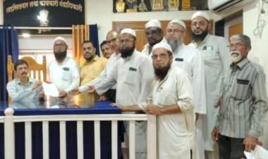 पहेलगाम हल्ल्यातील दोषींवर कठोर कारवाई करावी.......मुस्लिम समाजाच्या वतीने तहसीलदार यांना निवेदन