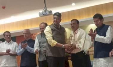 सावंतवाडी अर्बन बँकेच्या मावळत्या संचालकांचा सन्मान