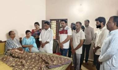 खासदार नारायण राणे यांनी केले मनिष दळवी व कुटुंबीयांचे सांत्वन