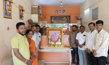 कुडाळ येथे शिवसेना (उद्धव बाळासाहेब ठाकरे)पक्ष वर्धापन दिन साजरा