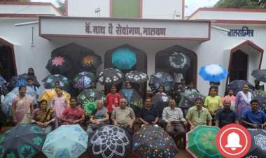 मालवण येथे छत्री पेंटिंग कार्यशाळेस उत्स्फूर्त प्रतिसाद