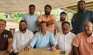 केसरकर व राणेंना मंत्रीपद मिळू नये म्हणून भाजप जिल्हाध्यक्षांच्या तक्रारी......शिवसेना जिल्हाप्रमुख संजू परब यांचा टोला