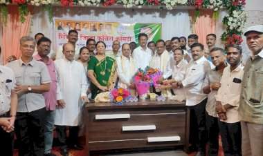 सिंधुदुर्ग जिल्हा काँग्रेसच्या तर्फे महाराष्ट्र प्रदेश काँग्रेस कमिटीच्या नवनियुक्त पदाधिकाऱ्यांचा सत्कार