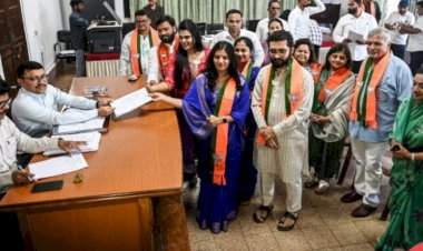 सावंतवाडी येथे भाजपच्या नगराध्यक्ष पदाच्या उमेदवार श्रद्धाराजे भोंसले यांनी भरला उमेदवारी अर्ज