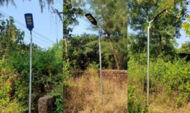 आचरा ग्रामपंचायत सदस्य मुझफ्फर मुजावर यांनी स्वखर्चाने लावले सोलर दिवे