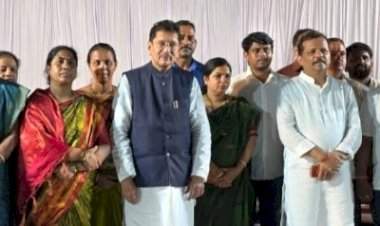 सावंतवाडी कायम शांत राहावी यासाठी चांगल्या लोकांना निवडून द्या......आमदार दिपक केसरकर यांचे सावंतवाडीकरांना आवाहन