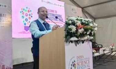 पंजाब युनिव्हर्सिटी चंदीगढ येथील इंटरनॅशनल सायन्स फेस्टिवलसाठी पांडुरंग काकतकर यांची निवड