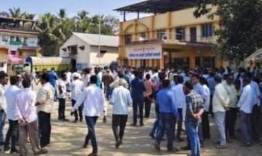 कणकवलीत जिल्हा परिषद आणि पंचायत समिती निवडणुकीसाठी उमेदवारी अर्ज दाखल