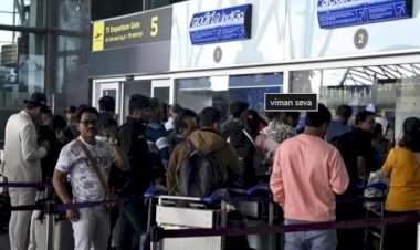 विमान सेवा रखडली; शेकडो उड्डाण रद्द