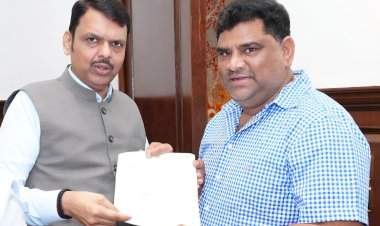 नुकसानग्रस्त आंबा व काजू  शेतकऱ्यांना राज्य सरकारच्यावतीने तात्काळ व भरघोस नुकसान भरपाई द्या...माजी आमदार वैभव नाईक यांची मुख्यमंत्री देवेंद्र फडणवीस यांच्याकडे मागणी