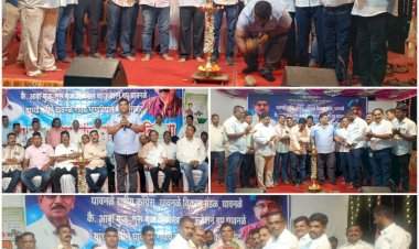  कै.आबा मुंज यांच्या स्मृतिदिनानिमित्त डबलबारी भजनाचा सामना....माजी आमदार वैभव नाईक, काँग्रेसचे जिल्हाध्यक्ष विलास गावडे यांच्या हस्ते झाला शुभारंभ 