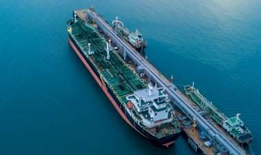 जागतिक तेलाच्या किमतीत मोठी वाढ