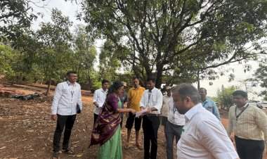 जिल्हाधिकारी तृप्ती धोडमिसे यांचा वैभववाडी दौरा.....जनगणना, आरोग्य व शेती नुकसानीचा घेतला आढावा