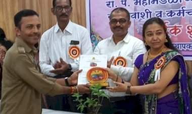 देवगड आगाराच्या चंदन फोंडके यांना 'लालपरी गौरवरत्न पुरस्काराने सन्मानित