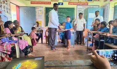 पालकमंत्री नितेश राणे यांच्या वाढदिवसानिमित्त विद्यार्थ्यांना शैक्षणिक साहित्य व खाऊ वाटप