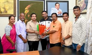 अमित कदम यांचा पालकमंत्री नितेश राणे यांच्या हस्ते सत्कार