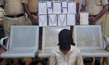 दोडामार्ग पोलिसांची धडक कारवाई.....साटेली-भेडशीतील घरफोडीचा गुन्हा उघड, १४ तोळे सोने जप्त 