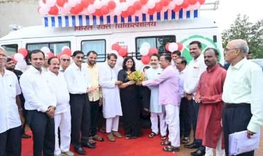 मानव साधन विकास संस्थेच्या 'प्रोजेक्ट संजीवनी'.....ॲम्ब्युलन्सचे कुडाळमध्ये शुभारंभ