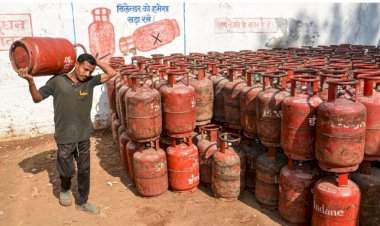 घरगुती LPG रिफिल बुकिंगसाठी आता ग्रामीण व शहरी भागात २५ दिवसांचे अंतर.....जिल्ह्यात सुधारित निर्देशांची तात्काळ अंमलबजावणी