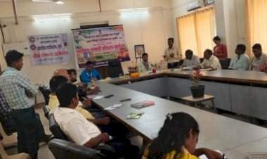 परवानाधारक व्यापाऱ्यांमार्फतच शेतमाल खरेदी-विक्री करा.....फसवणूक टाळण्यासाठी जिल्हा प्रशासनाचे निर्देश, बाजार समित्यांना दक्षतेच्या सूचना