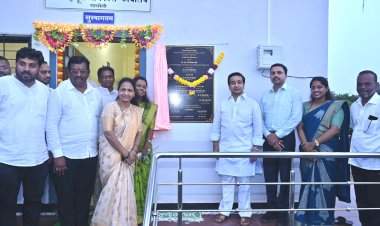 सासोली येथे नूतन तलाठी कार्यालयाचे पालकमंत्री नितेश राणे यांच्या हस्ते लोकार्पण