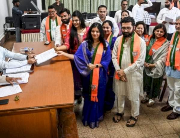 सावंतवाडी येथे भाजपच्या नगराध्यक्ष पदाच्या उमेदवार श्रद्धाराजे भोंसले यांनी भरला उमेदवारी अर्ज