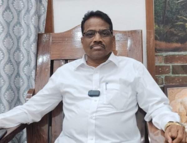 सतीश सावंत आज भाजपचे कमळ हाती घेणार