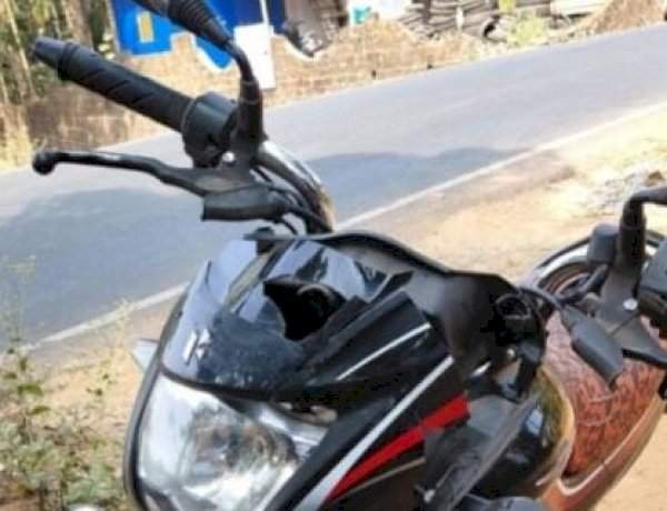 माजगाव येथे भरधाव कारची दुचाकीला धडक, दोन युवक जखमी