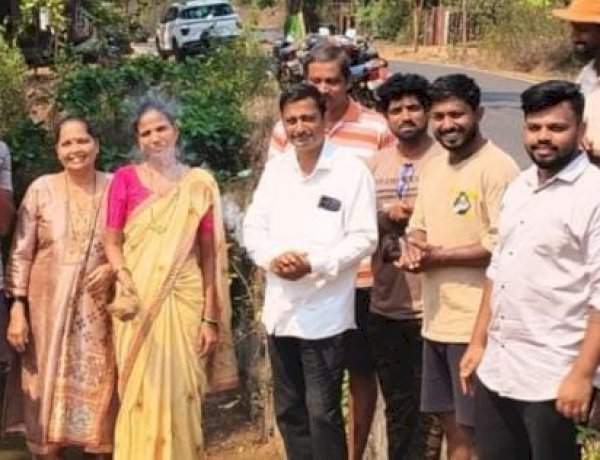 हुमरमळा-वालावल येथे रामनवमीचे औचित्य साधून विकासकामांचे भूमिपूजन