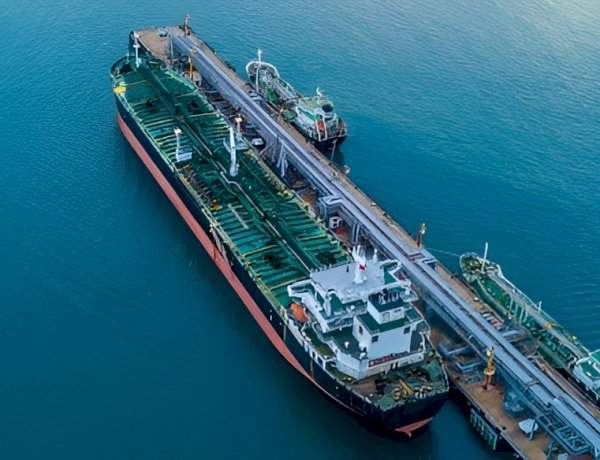 जागतिक तेलाच्या किमतीत मोठी वाढ